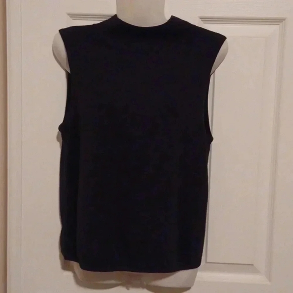 🍭🌹Black very soft sweater vest - Picture 5 of 5